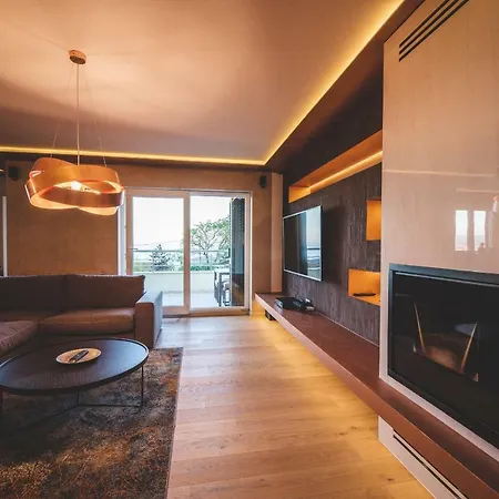 Visore - Sofia Apartment